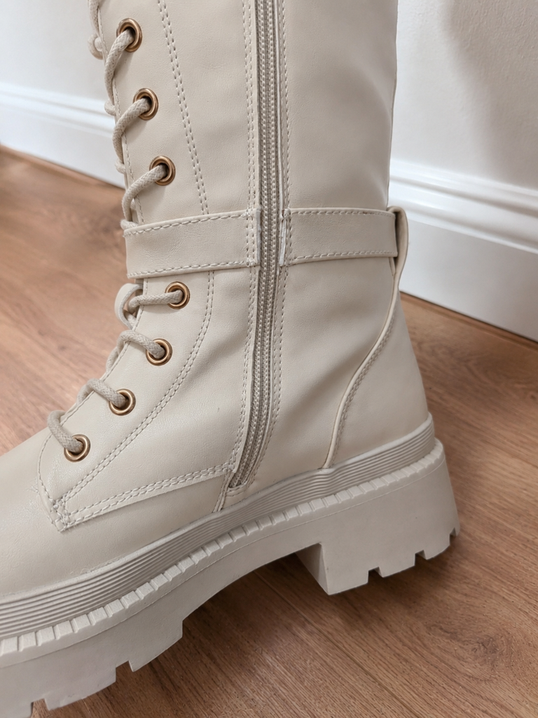 Botas Altas Merry Scott Beige Talla 40