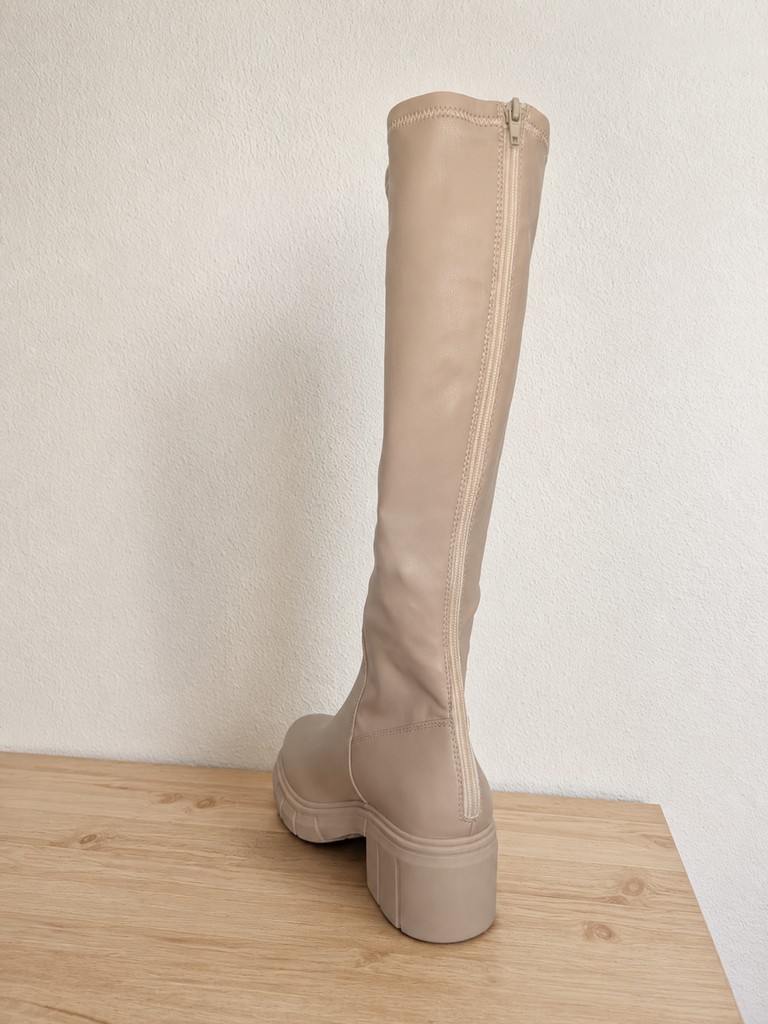 Botas Largar Merry Scott Beige Charol Talla 41